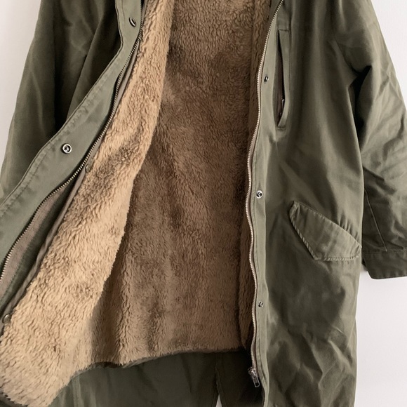Lowrys farm green parka coat size medium - Picture 4 of 10